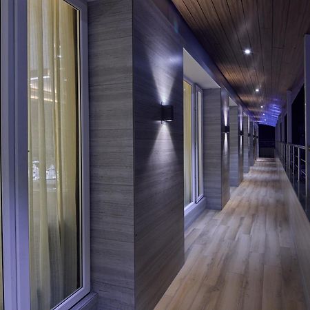 Grand Continent Hosur A Sarovar Portico Affiliate Hotel ภายนอก รูปภาพ