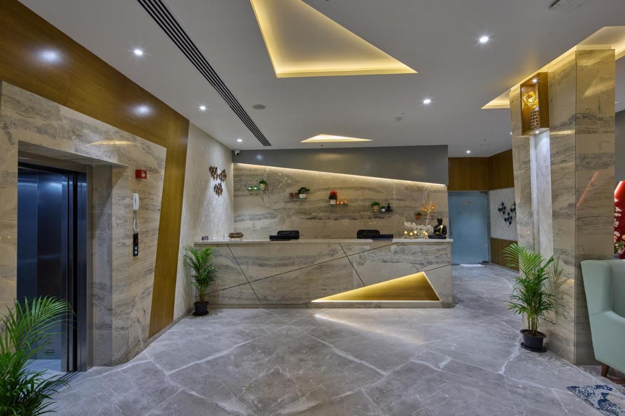 Grand Continent Hosur A Sarovar Portico Affiliate Hotel ภายนอก รูปภาพ