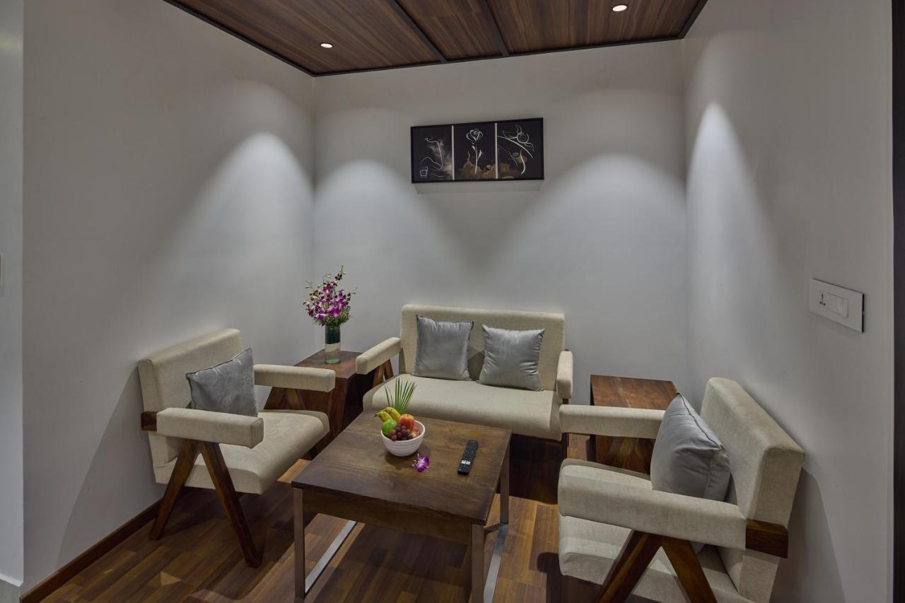 Grand Continent Hosur A Sarovar Portico Affiliate Hotel ภายนอก รูปภาพ
