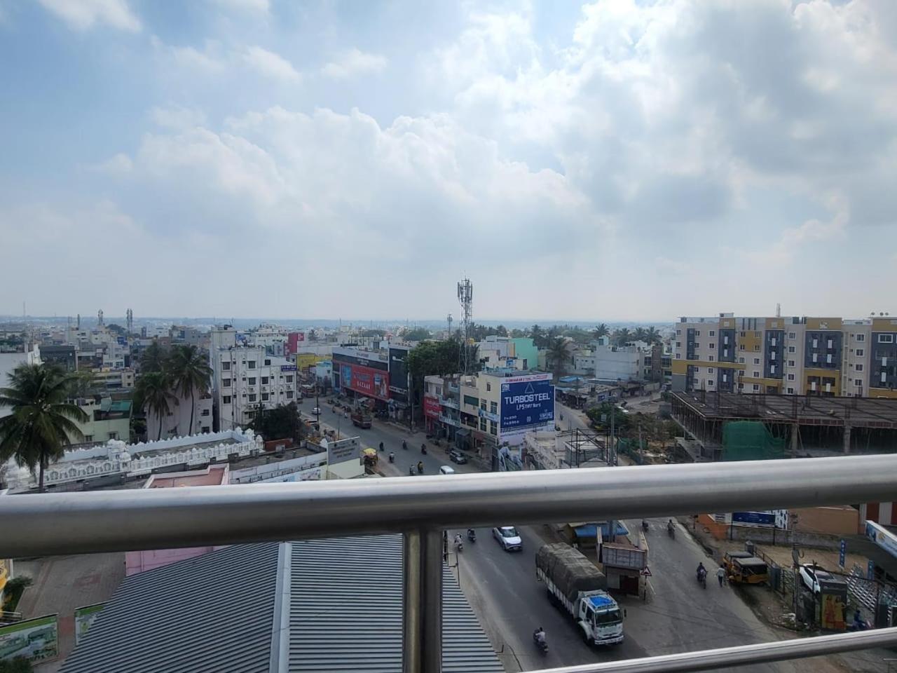 Grand Continent Hosur A Sarovar Portico Affiliate Hotel ภายนอก รูปภาพ